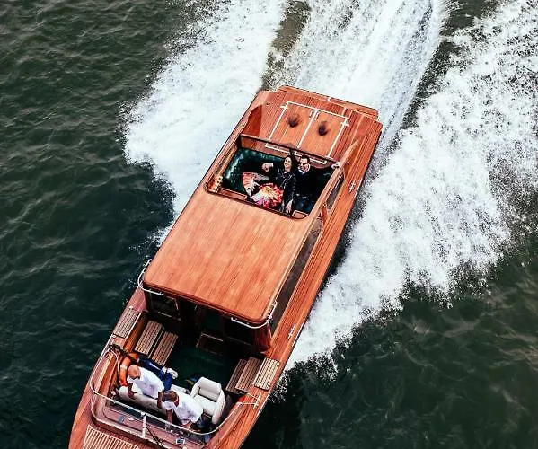 Vogue Boat * Budapest