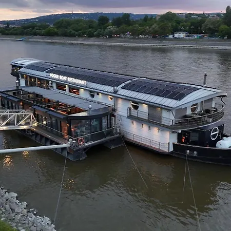 Vogue Boat ブダペスト